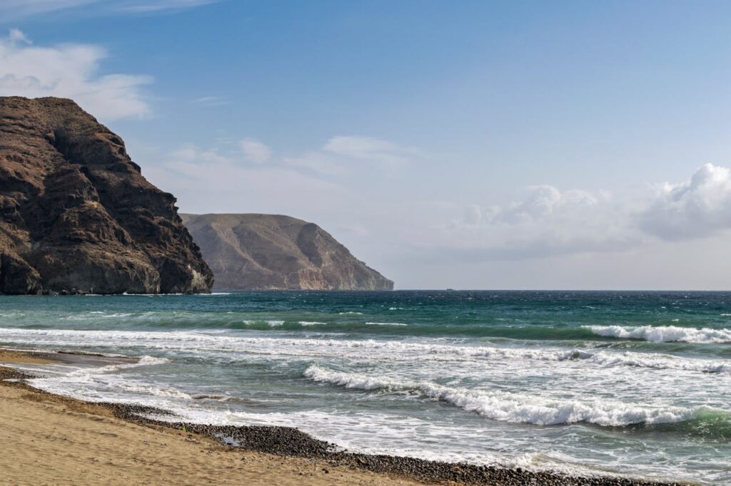 clifftop coastal trails in Cabo Roig